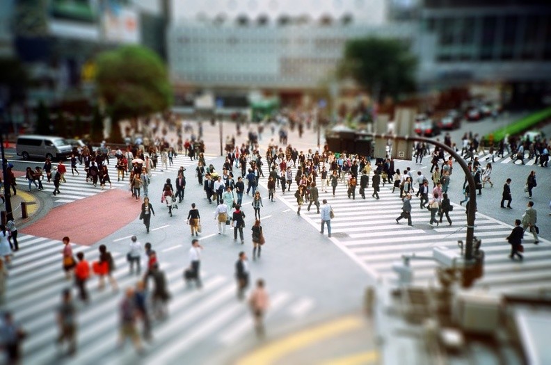 Le carrefour de Shibuya, prise au lomo et retraitée avec un effet Tiltshift